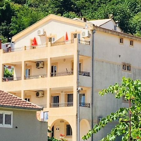 Apartments Manojlovic Budva Eksteriør billede