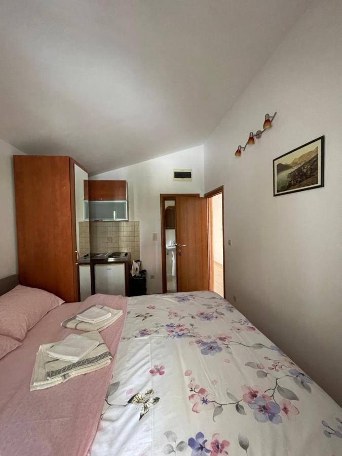 Apartments Manojlovic Budva Eksteriør billede