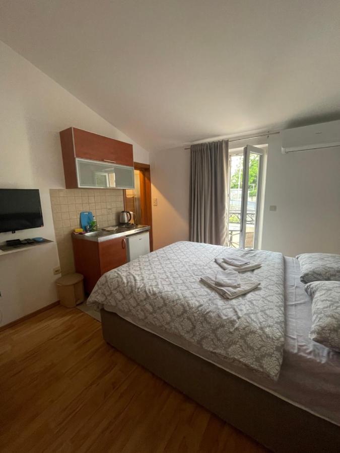 Apartments Manojlovic Budva Eksteriør billede