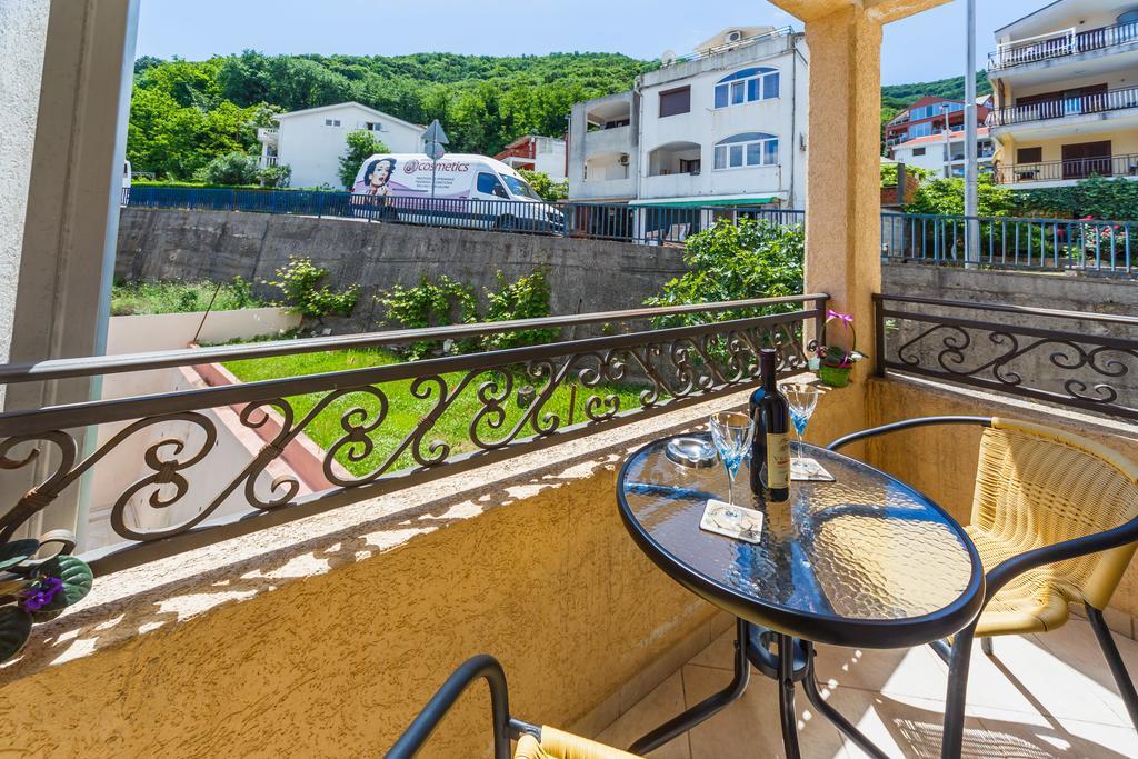Apartments Manojlovic Budva Eksteriør billede