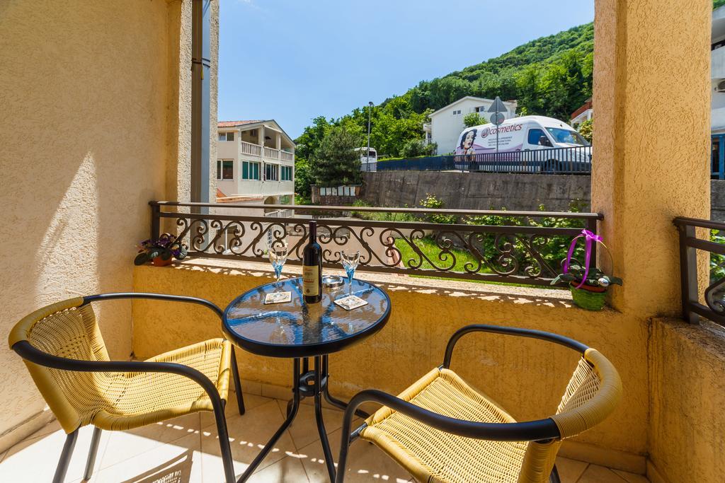 Apartments Manojlovic Budva Eksteriør billede